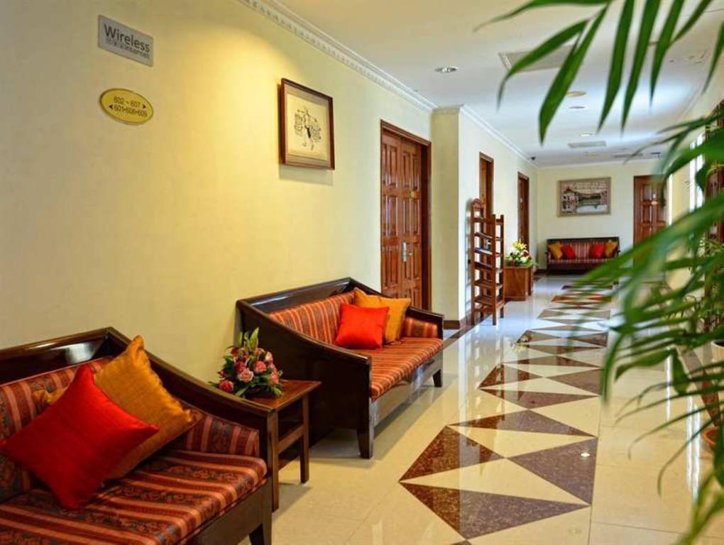 Holiday Villa Hotel City Centre Phnom Penh Eksteriør billede