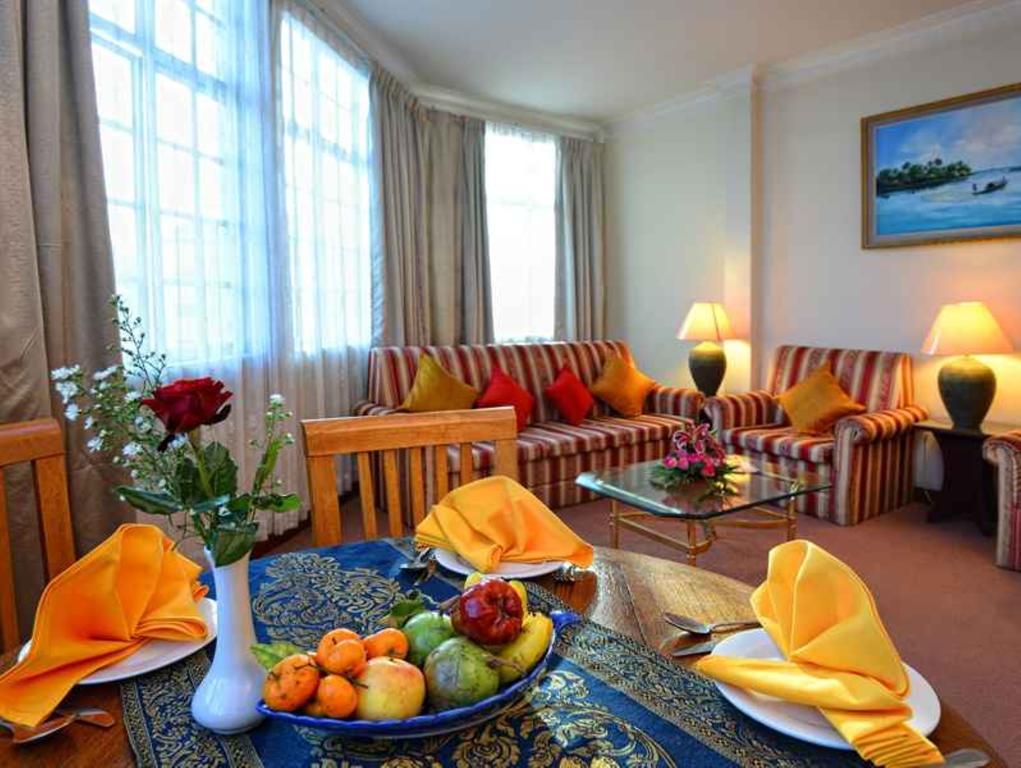 Holiday Villa Hotel City Centre Phnom Penh Eksteriør billede