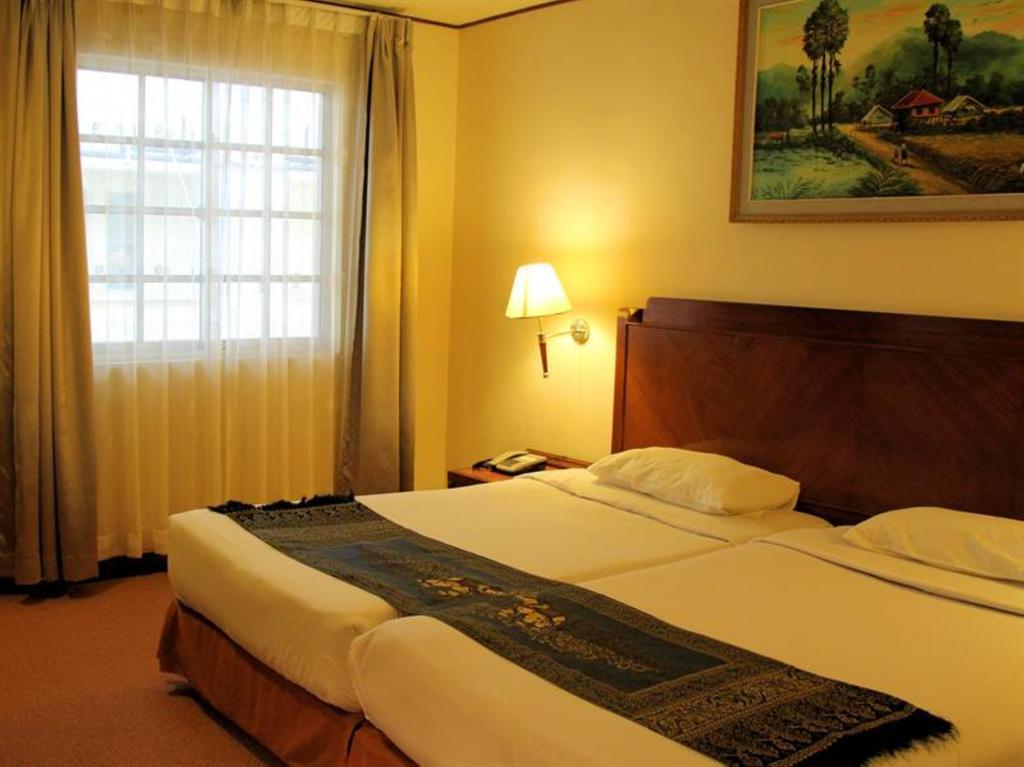 Holiday Villa Hotel City Centre Phnom Penh Værelse billede
