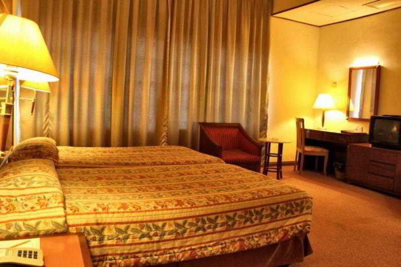 Holiday Villa Hotel City Centre Phnom Penh Eksteriør billede